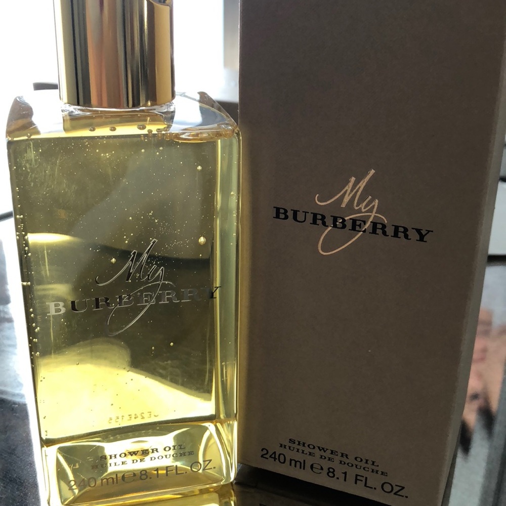 Burberry shower oil